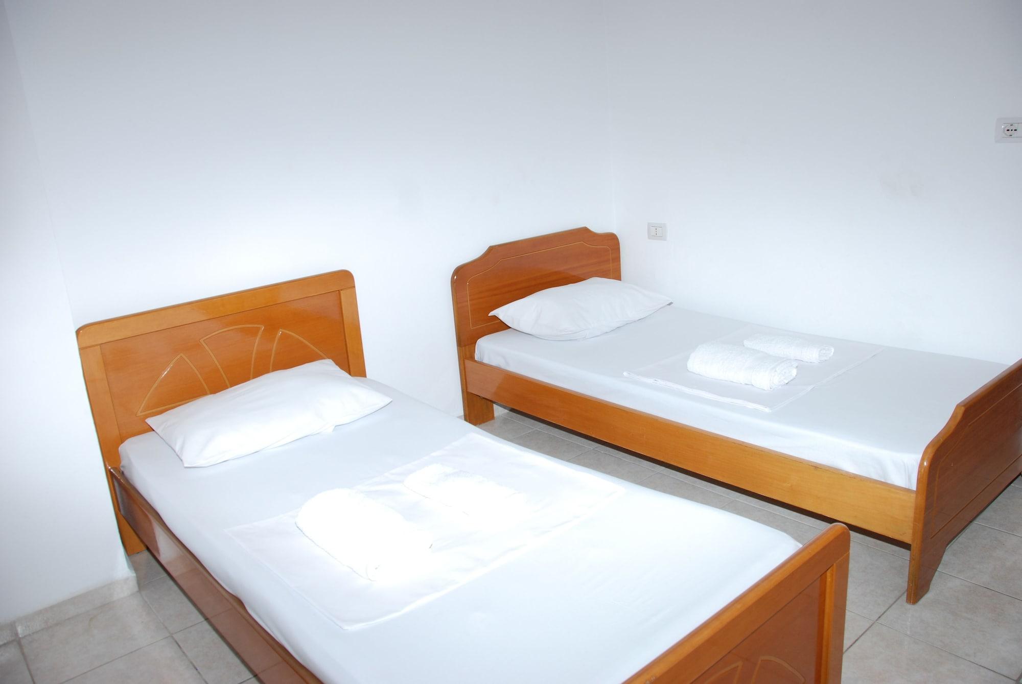 Casa Mia Hotel Sarandë 外观 照片