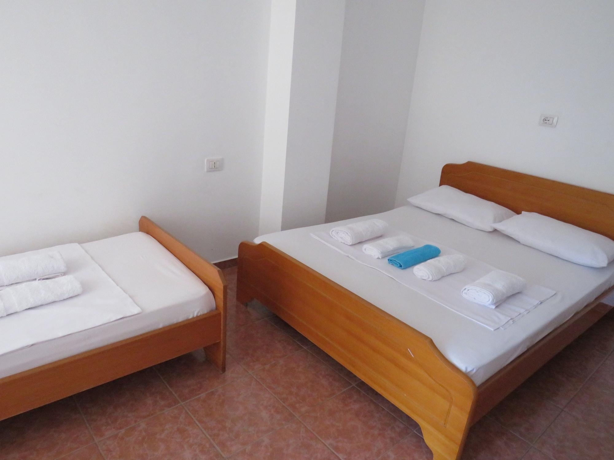 Casa Mia Hotel Sarandë 外观 照片
