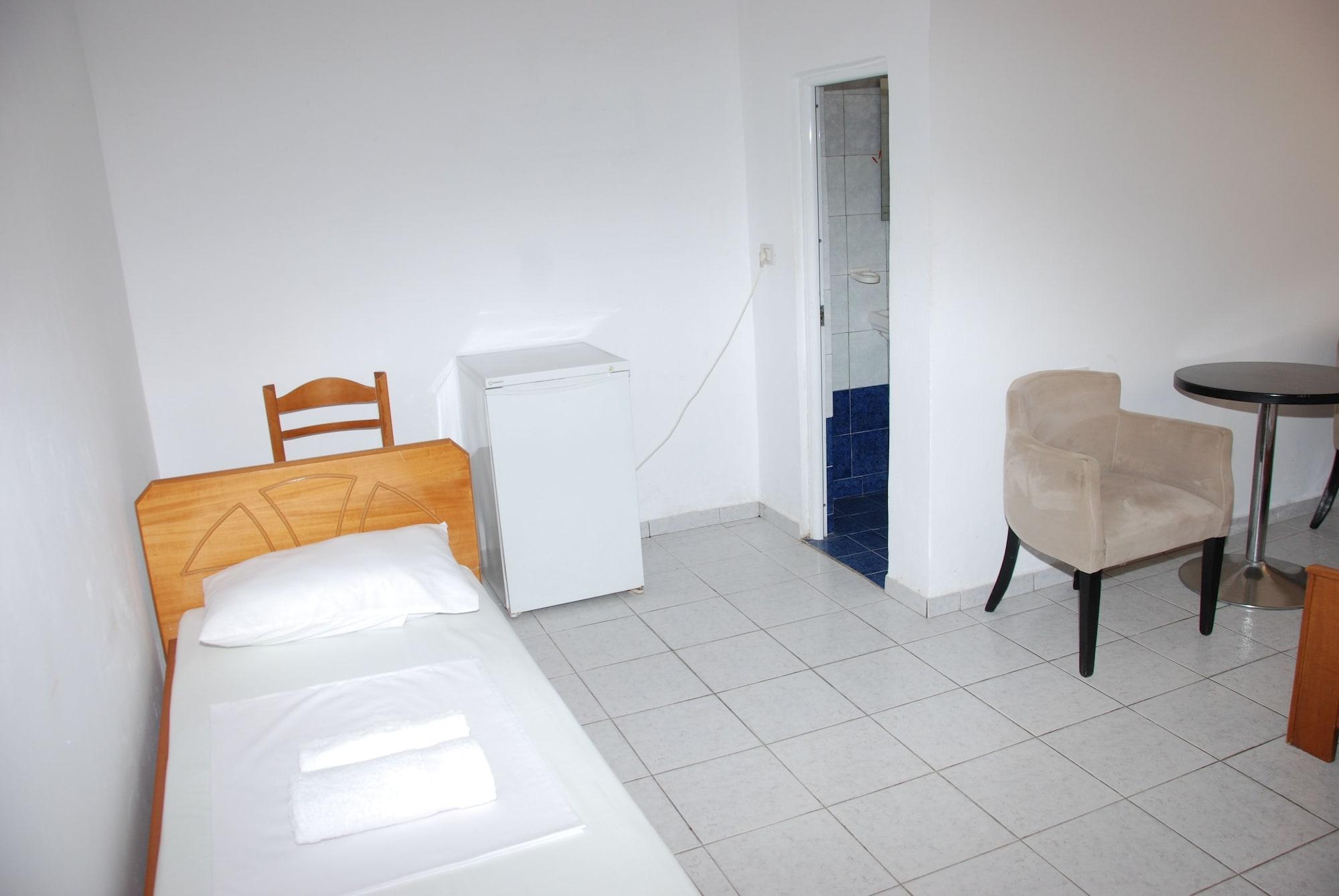 Casa Mia Hotel Sarandë 外观 照片