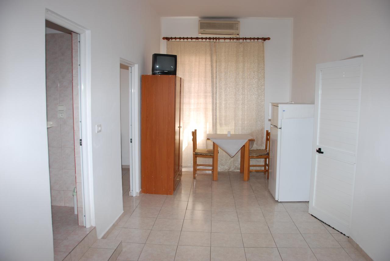 Casa Mia Hotel Sarandë 外观 照片