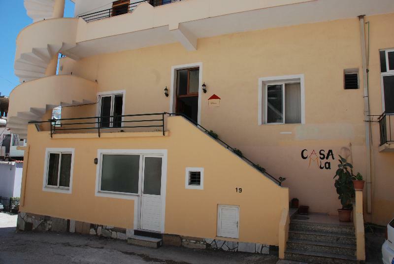 Casa Mia Hotel Sarandë 外观 照片